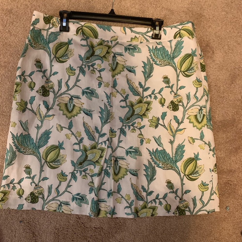 NWOT!  Loft Linen Skirt